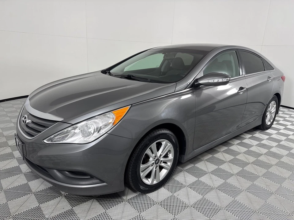 2014 Hyundai Sonata - Image 9 of 12