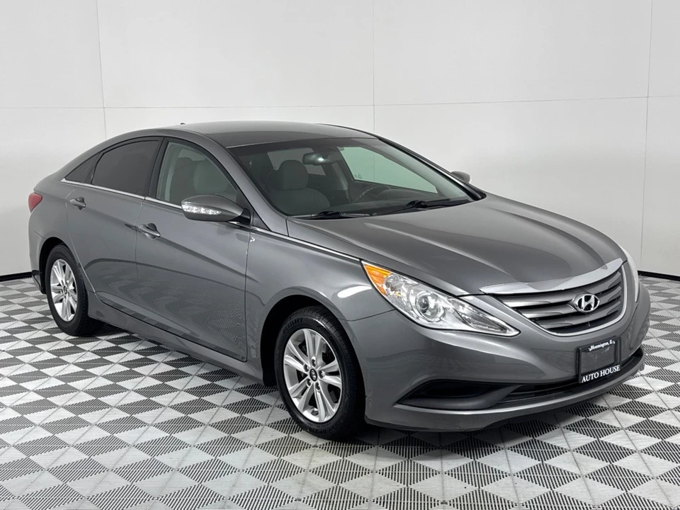 2014 Hyundai Sonata - Image 3 of 12