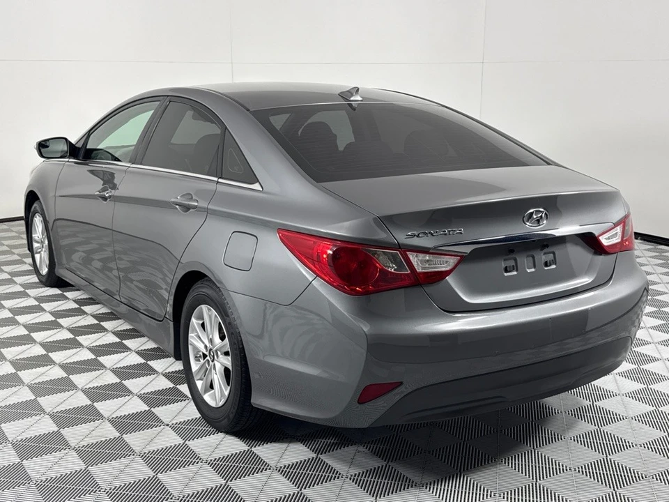 2014 Hyundai Sonata - Image 7 of 12