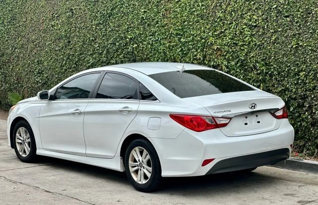 2014 Hyundai Sonata - Image 11 of 21