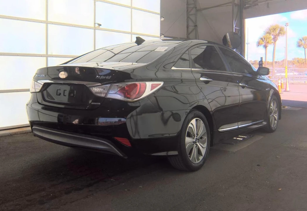 2014 Hyundai Sonata - Image 5 of 12