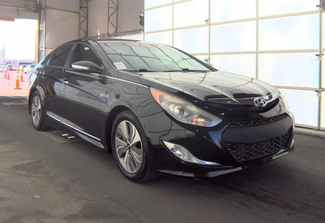 2014 Hyundai Sonata - Image 6 of 12