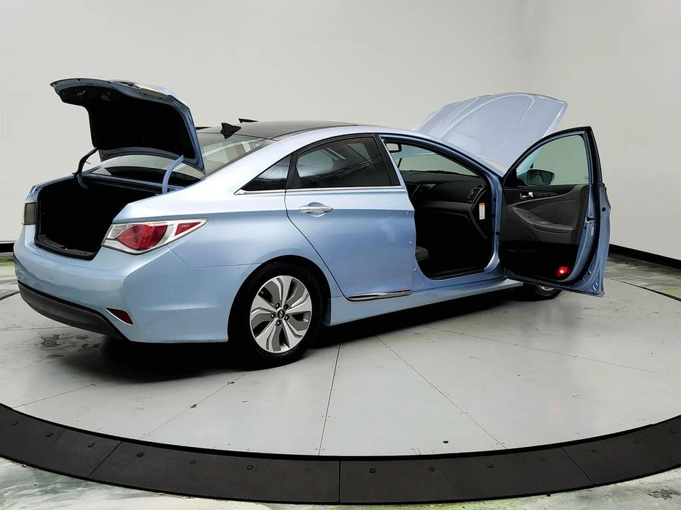 2014 Hyundai Sonata - Image 11 of 12