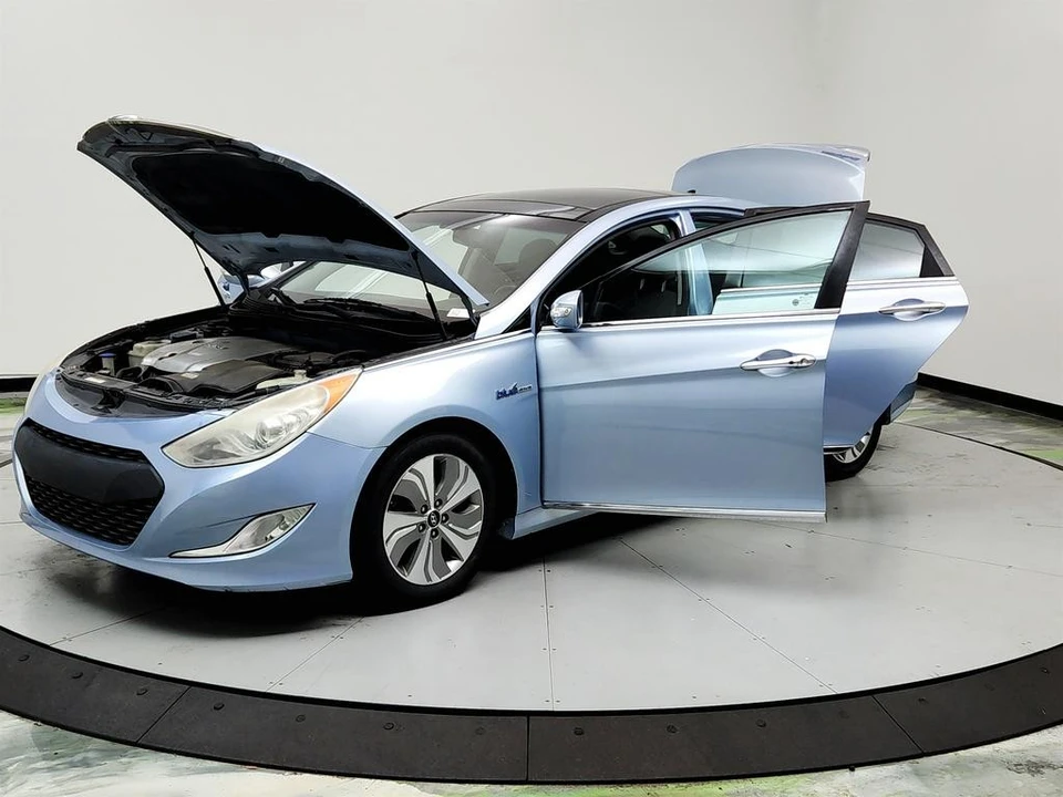 2014 Hyundai Sonata - Image 9 of 12