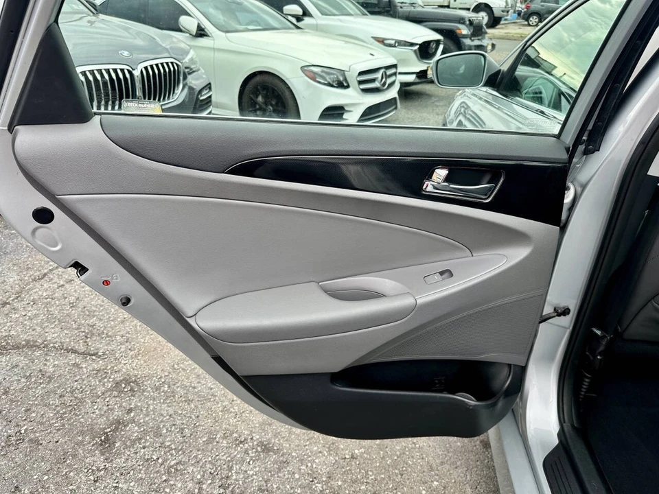 2014 Hyundai Sonata - Image 12 of 21