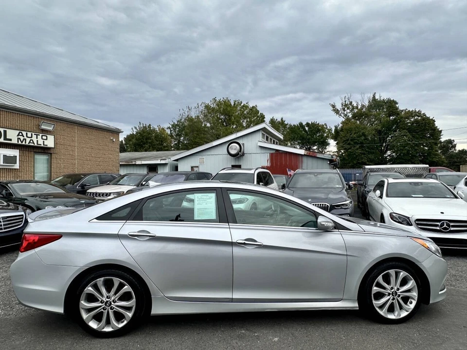 2014 Hyundai Sonata - Image 8 of 21