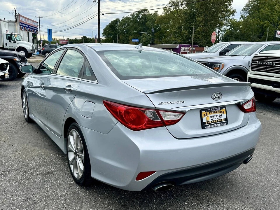 2014 Hyundai Sonata - Image 5 of 21