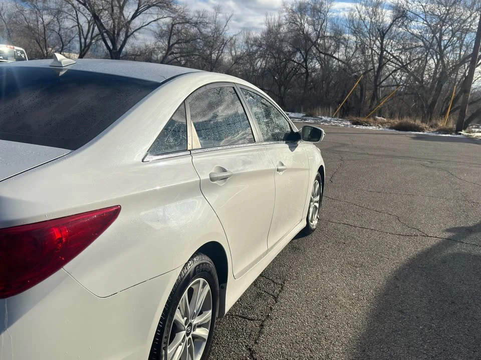 2014 Hyundai Sonata - Image 5 of 13