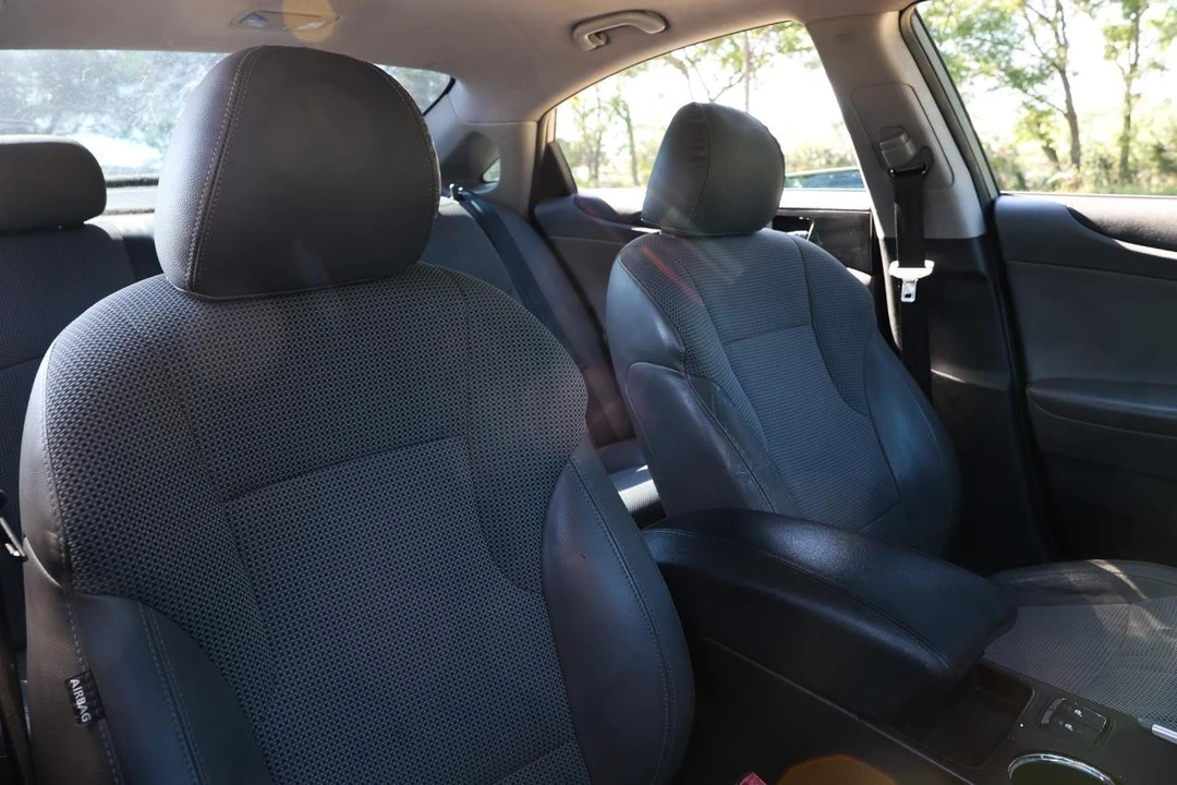 2014 Hyundai Sonata - Image 18 of 21