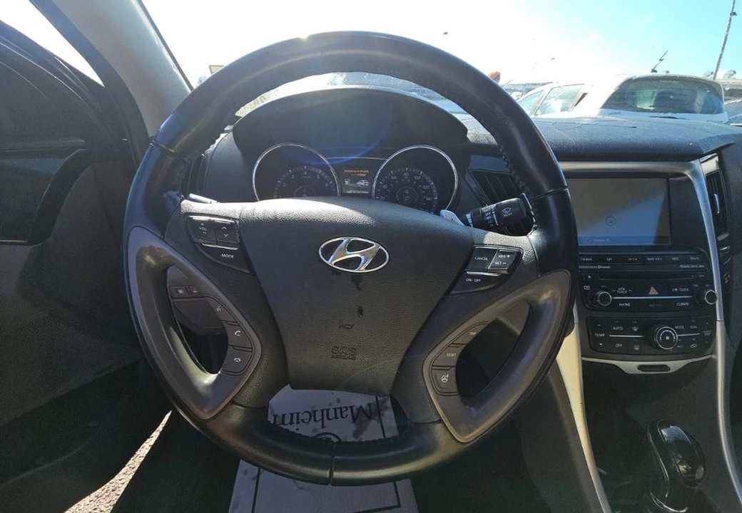 2014 Hyundai Sonata - Image 11 of 14