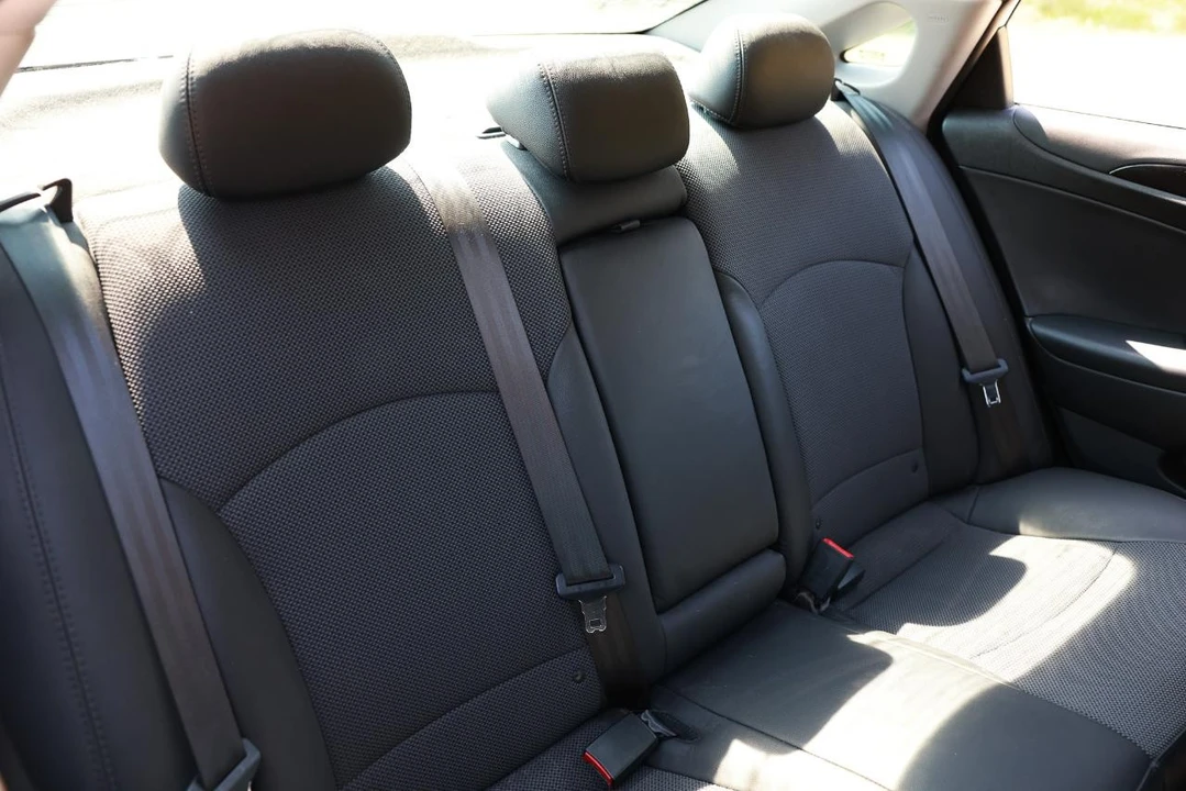 2014 Hyundai Sonata - Image 14 of 21
