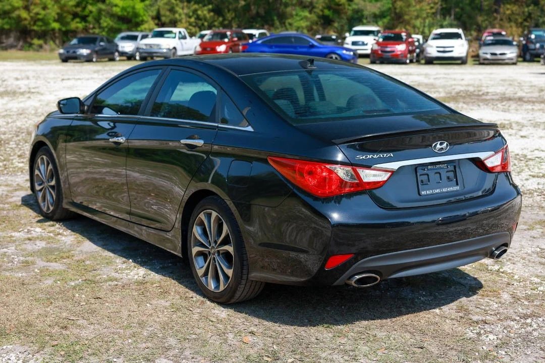 2014 Hyundai Sonata - Image 5 of 21
