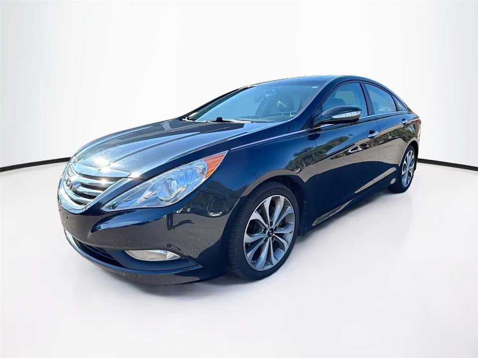 2014 Hyundai Sonata - Image 3 of 13
