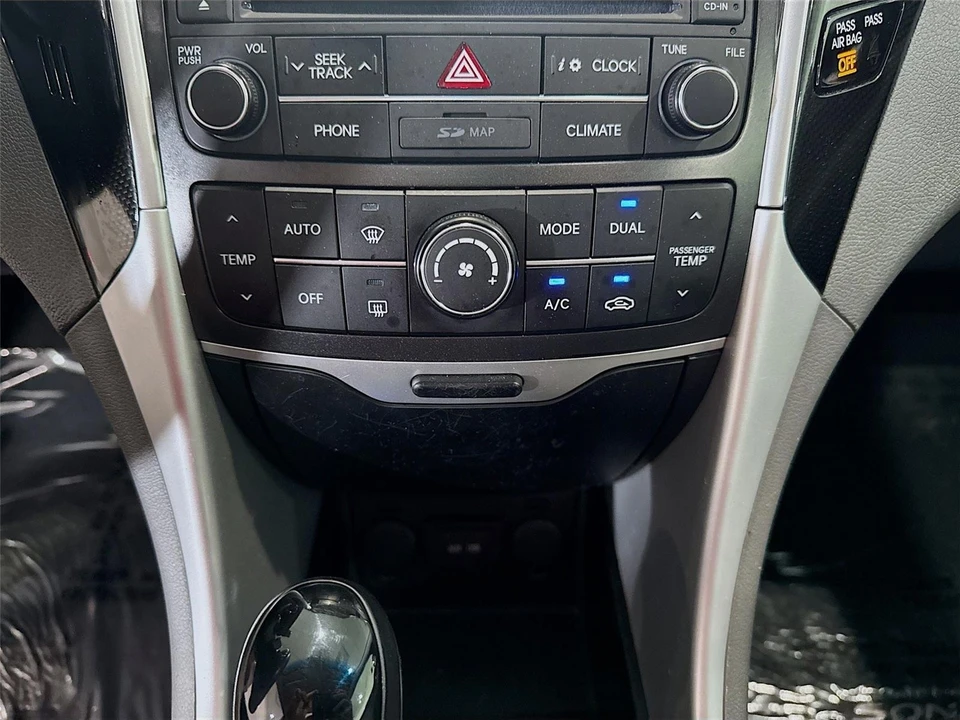 2014 Hyundai Sonata - Image 15 of 21
