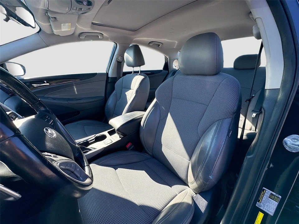 2014 Hyundai Sonata - Image 7 of 13