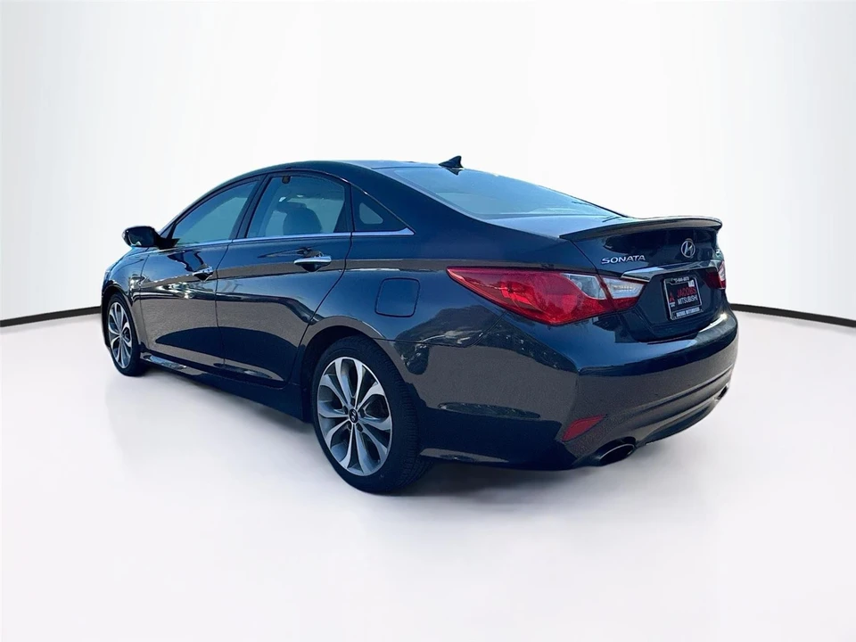 2014 Hyundai Sonata - Image 5 of 13