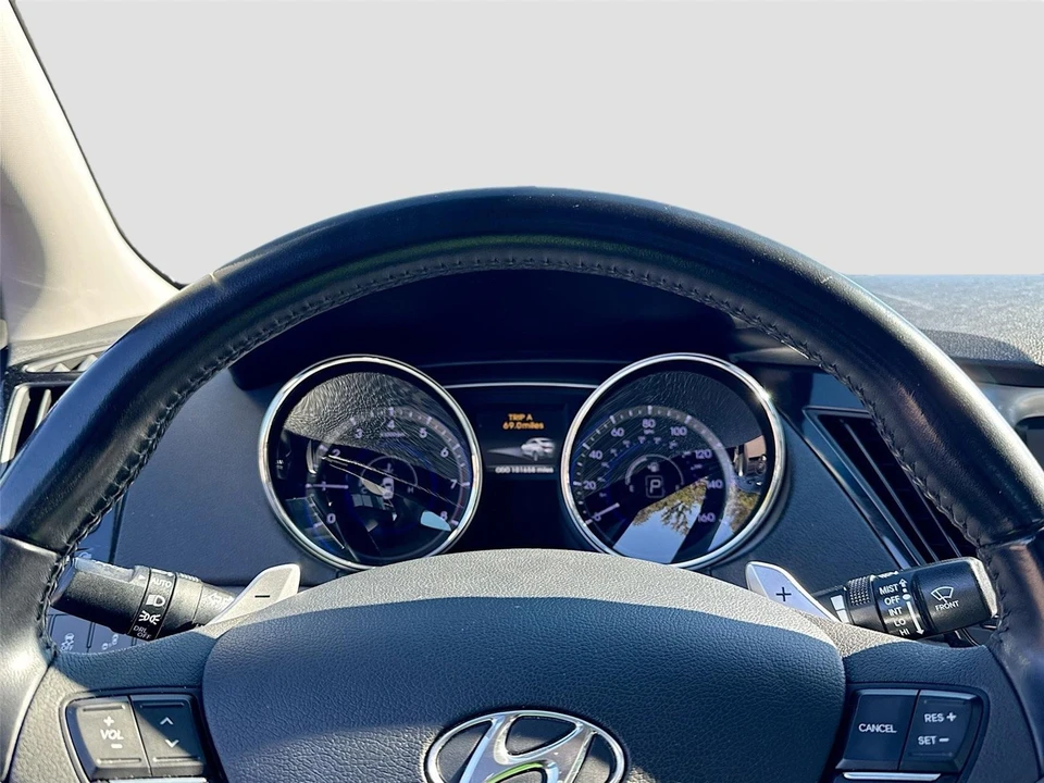 2014 Hyundai Sonata - Image 8 of 13