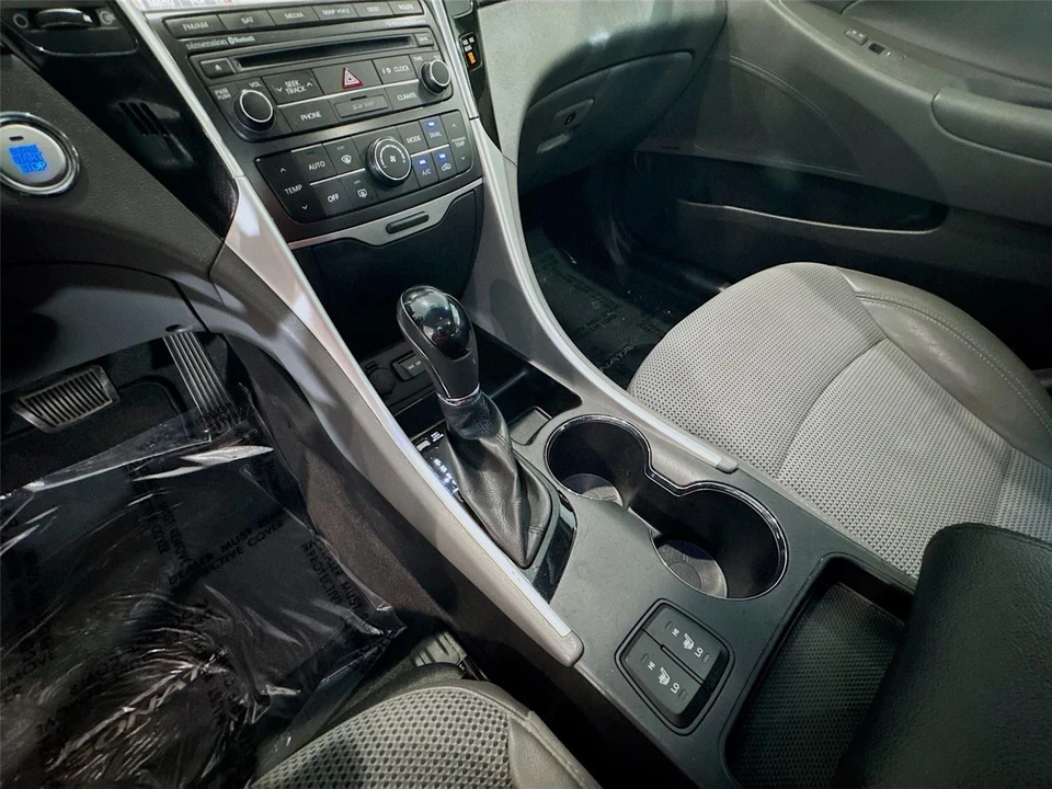 2014 Hyundai Sonata - Image 16 of 21