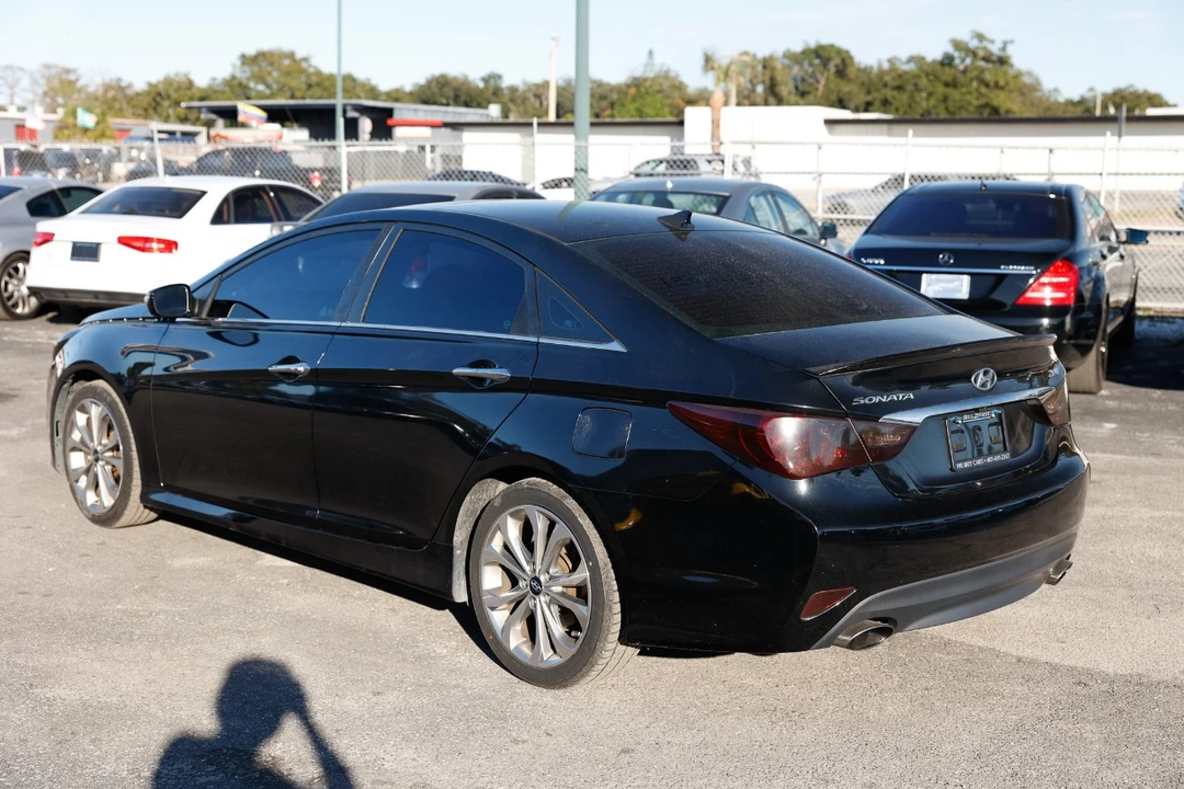 2014 Hyundai Sonata - Image 5 of 12