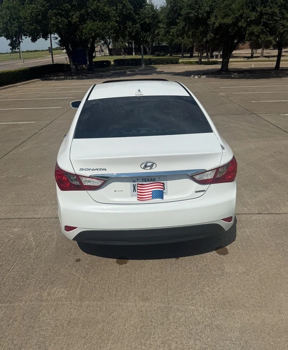 2014 Hyundai Sonata - Image 3 of 11