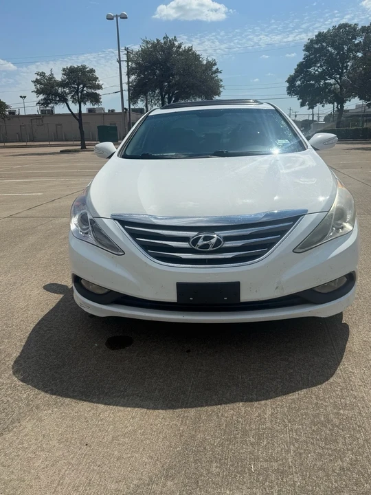 2014 Hyundai Sonata - Image 6 of 11