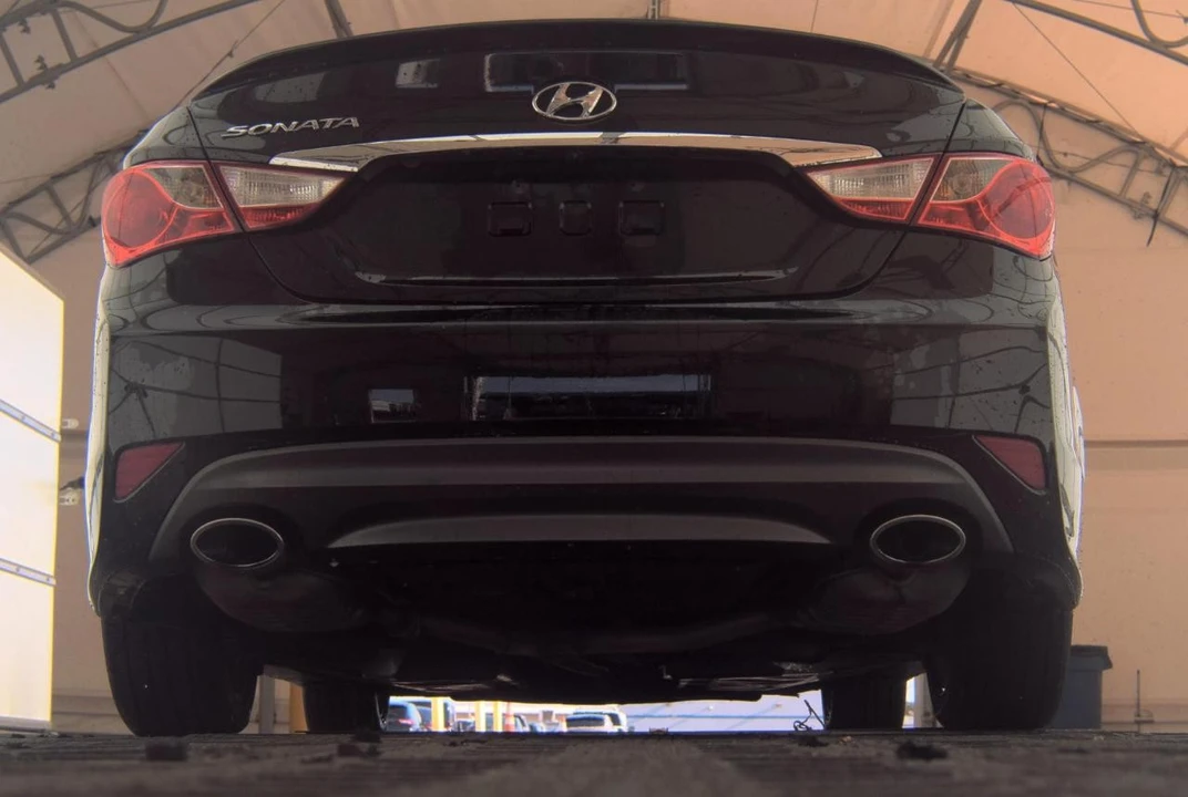 2014 Hyundai Sonata - Image 7 of 11