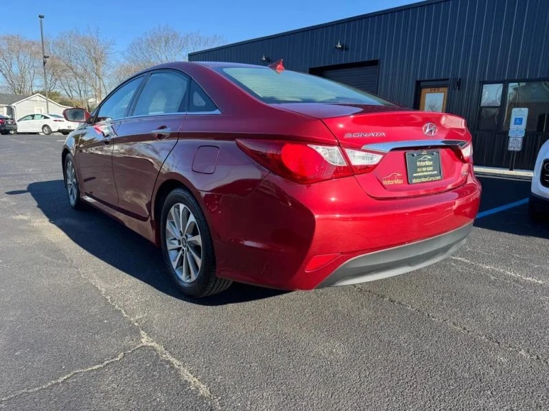 2014 Hyundai Sonata - Image 2 of 10