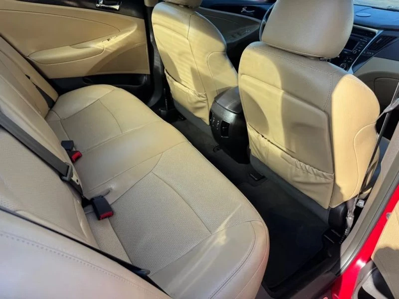 2014 Hyundai Sonata - Image 7 of 10