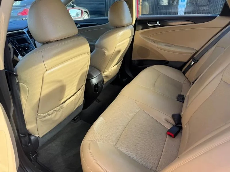 2014 Hyundai Sonata - Image 6 of 10