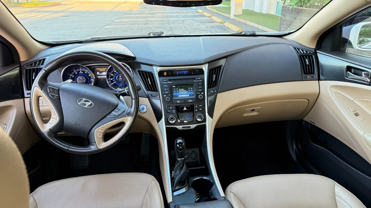 2014 Hyundai Sonata - Image 7 of 17