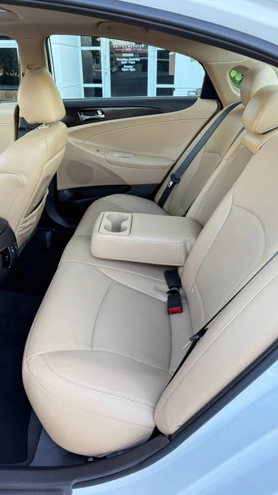 2014 Hyundai Sonata - Image 12 of 17