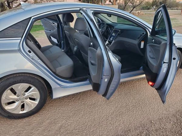 2014 Hyundai Sonata - Image 6 of 8