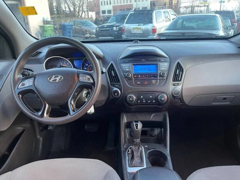 2014 Hyundai Tucson - Image 6 of 10