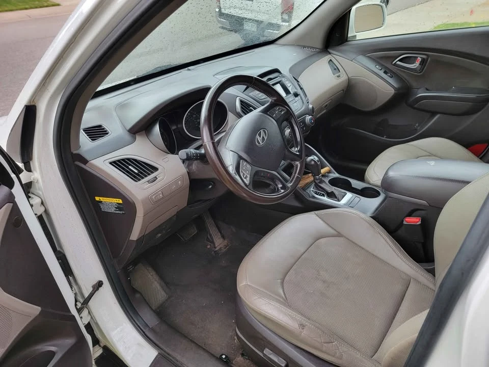 2014 Hyundai Tucson - Image 8 of 11