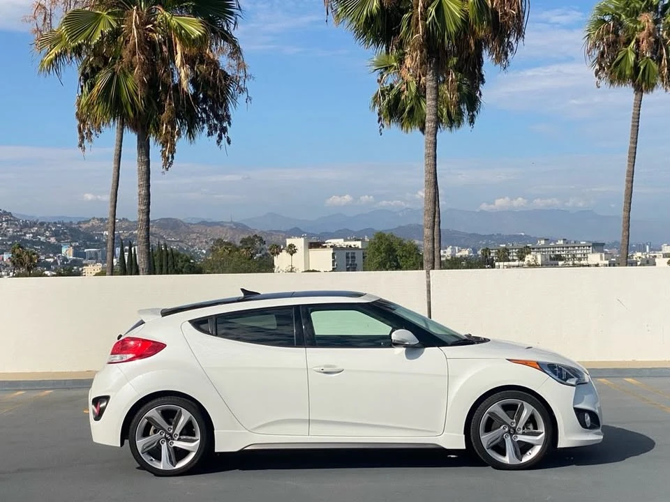 2014 Hyundai Veloster - Image 2 of 20