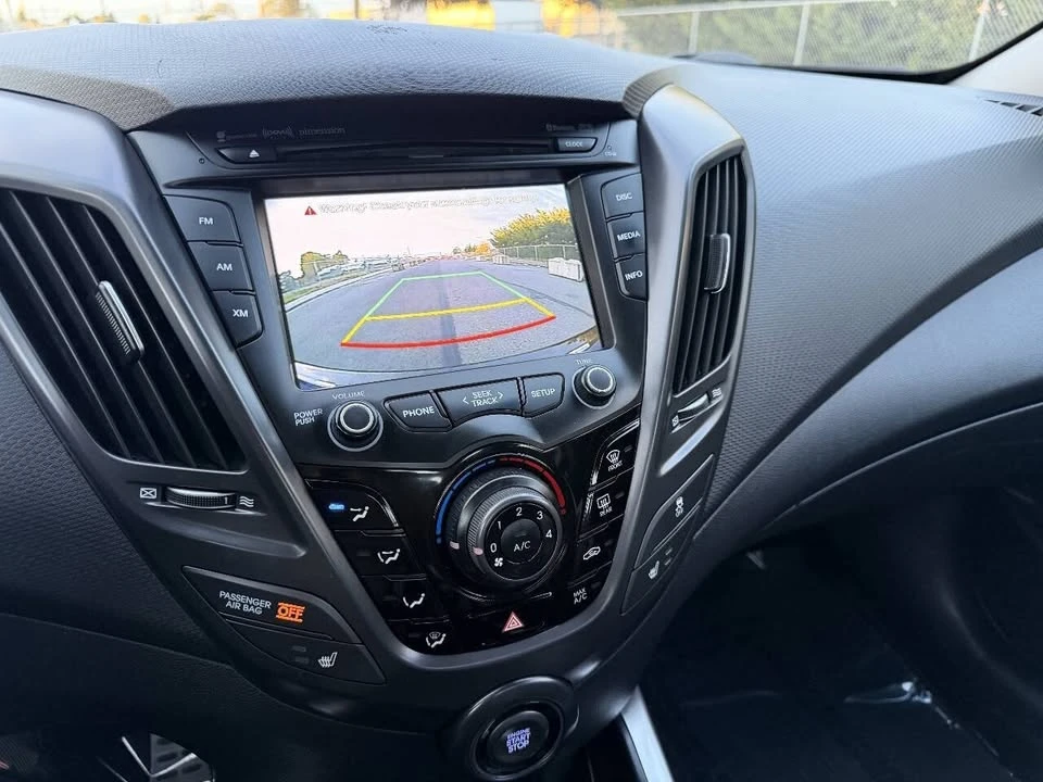 2014 Hyundai Veloster - Image 17 of 17