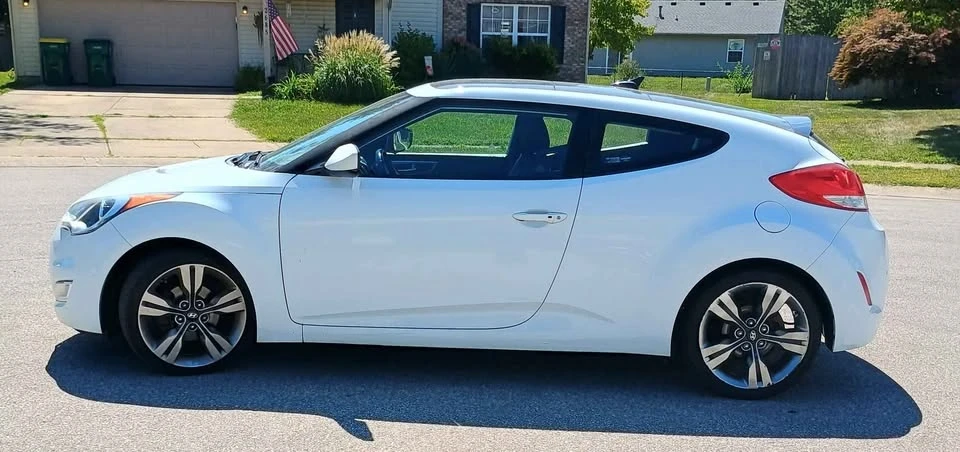 2014 Hyundai Veloster - Image 3 of 10