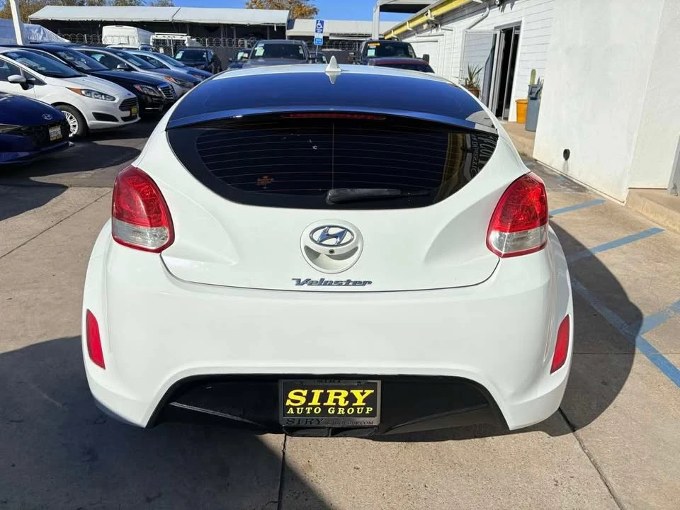 2014 Hyundai Veloster - Image 3 of 14