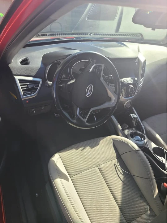 2014 Hyundai Veloster - Image 6 of 6
