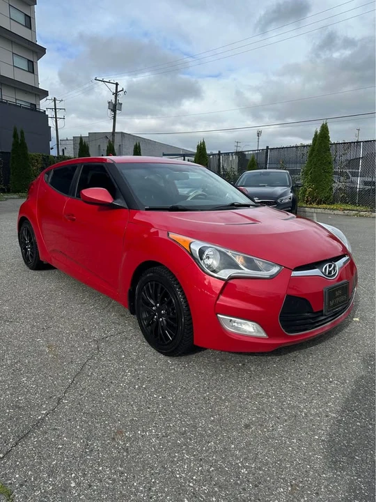 2014 Hyundai Veloster - Image 2 of 8