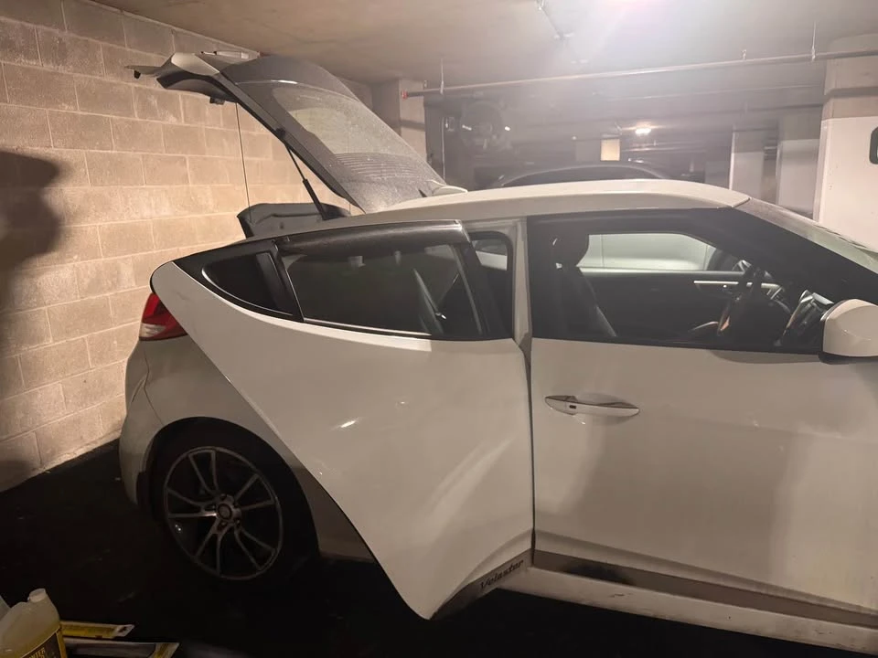 2014 Hyundai Veloster - Image 6 of 15