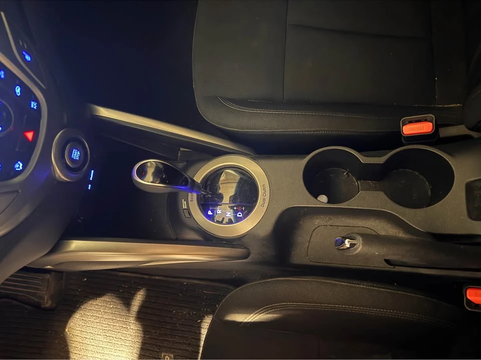 2014 Hyundai Veloster - Image 13 of 15