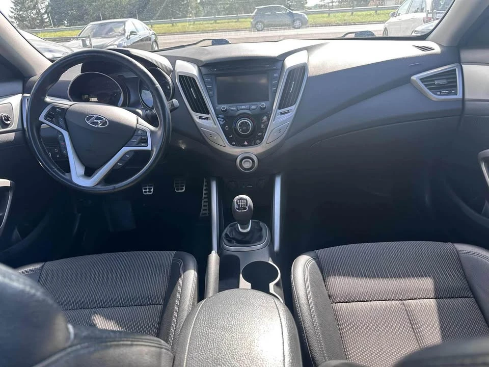 2014 Hyundai Veloster - Image 8 of 13