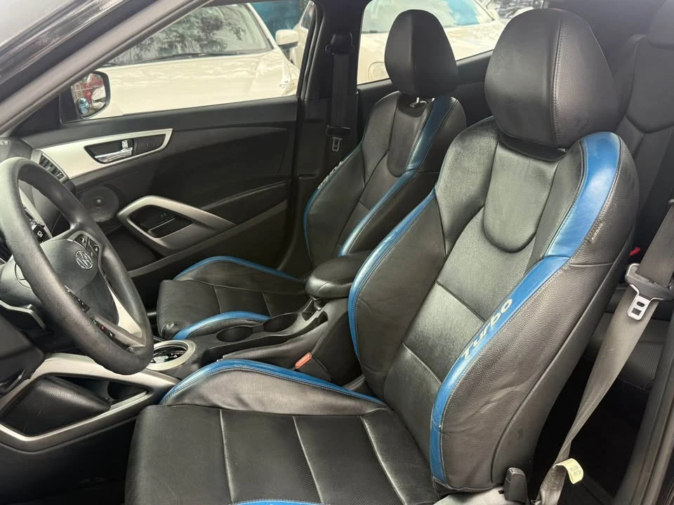 2014 Hyundai Veloster - Image 9 of 9