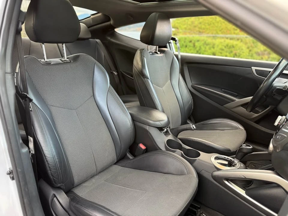 2014 Hyundai Veloster - Image 9 of 18