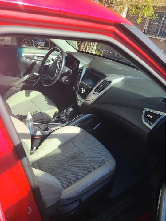 2014 Hyundai Veloster - Image 5 of 6