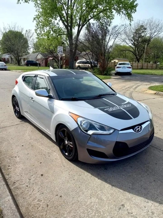 2014 Hyundai Veloster - Image 3 of 18