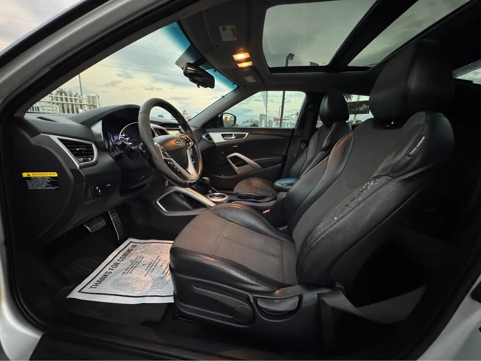 2014 Hyundai Veloster - Image 6 of 11