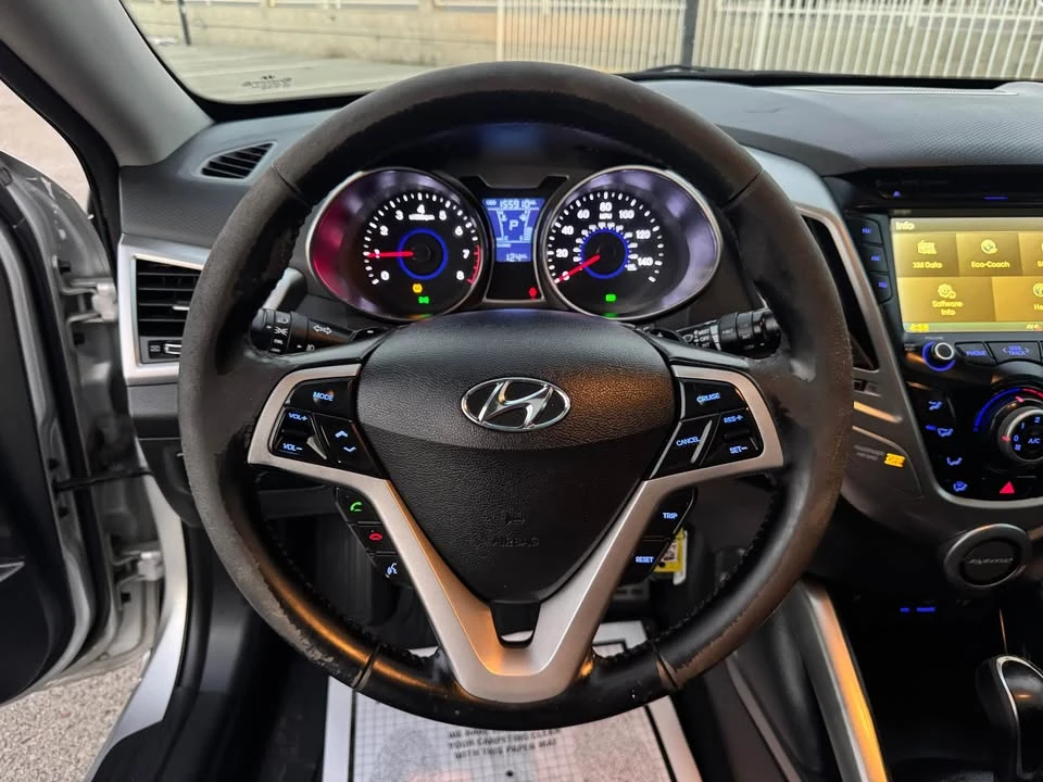 2014 Hyundai Veloster - Image 7 of 11