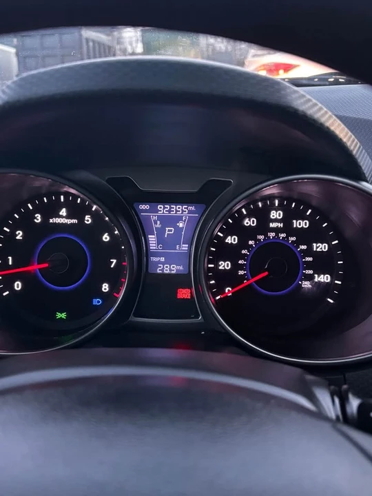 2014 Hyundai Veloster - Image 6 of 9